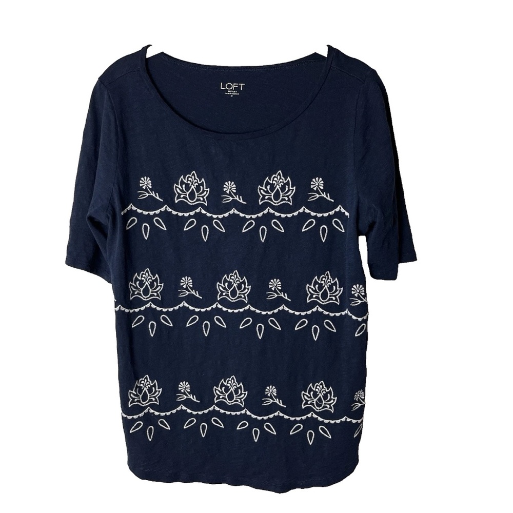 Loft Women's Top Size Medium Short Sleeves Floral Embroidered Navy Blue White